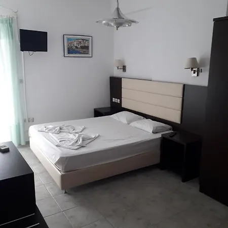Petrakis & Apartment